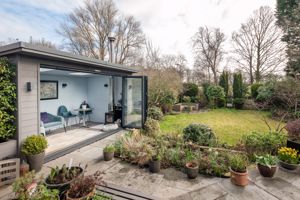 Photo 22- click for photo gallery